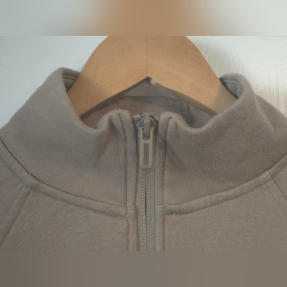 Adidas Fleece Sweatshirt - Picture 8 of 10